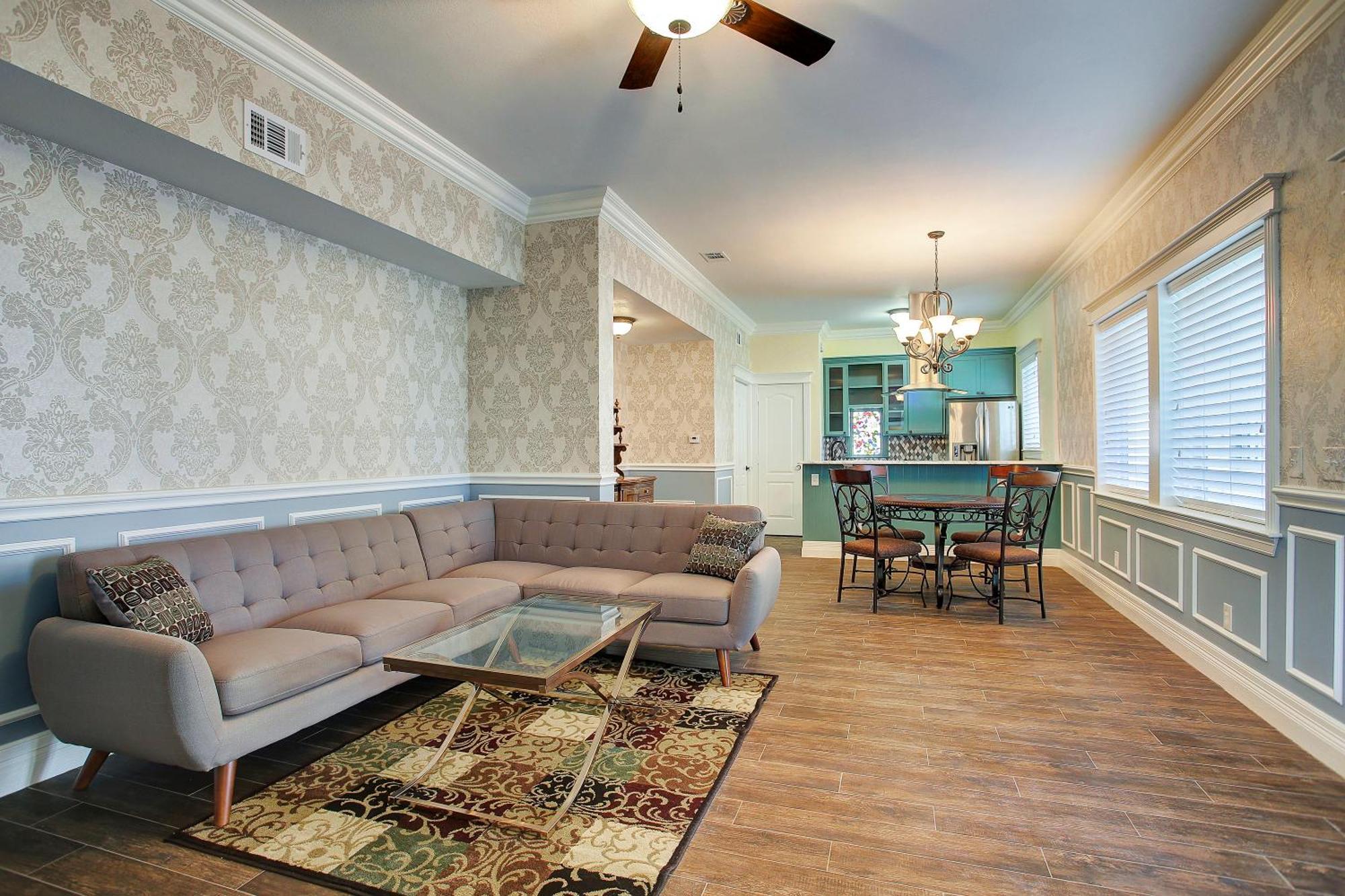 Executive Suite