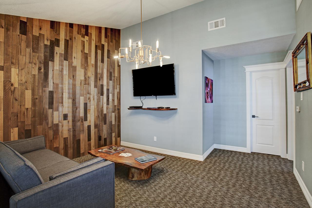 Presidential Suite