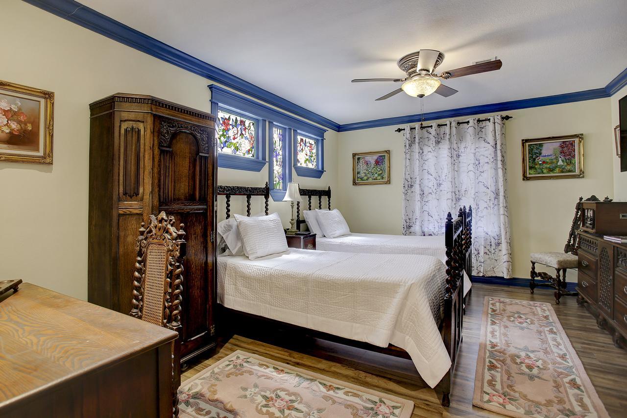 King Suite