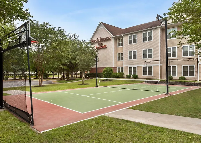 Pet Friendly hotel: Residence Inn Houston Northwest / Willowbrook