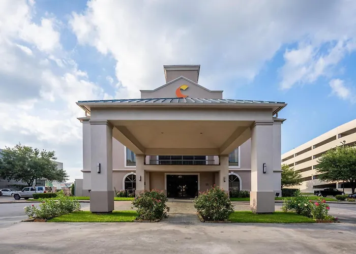 Spa Hotel: Comfort Suites Houston West At Clay Road