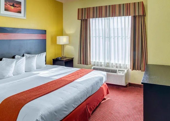 Luxury hotel only: Springwood Suites Houston Iah - Beltway 8